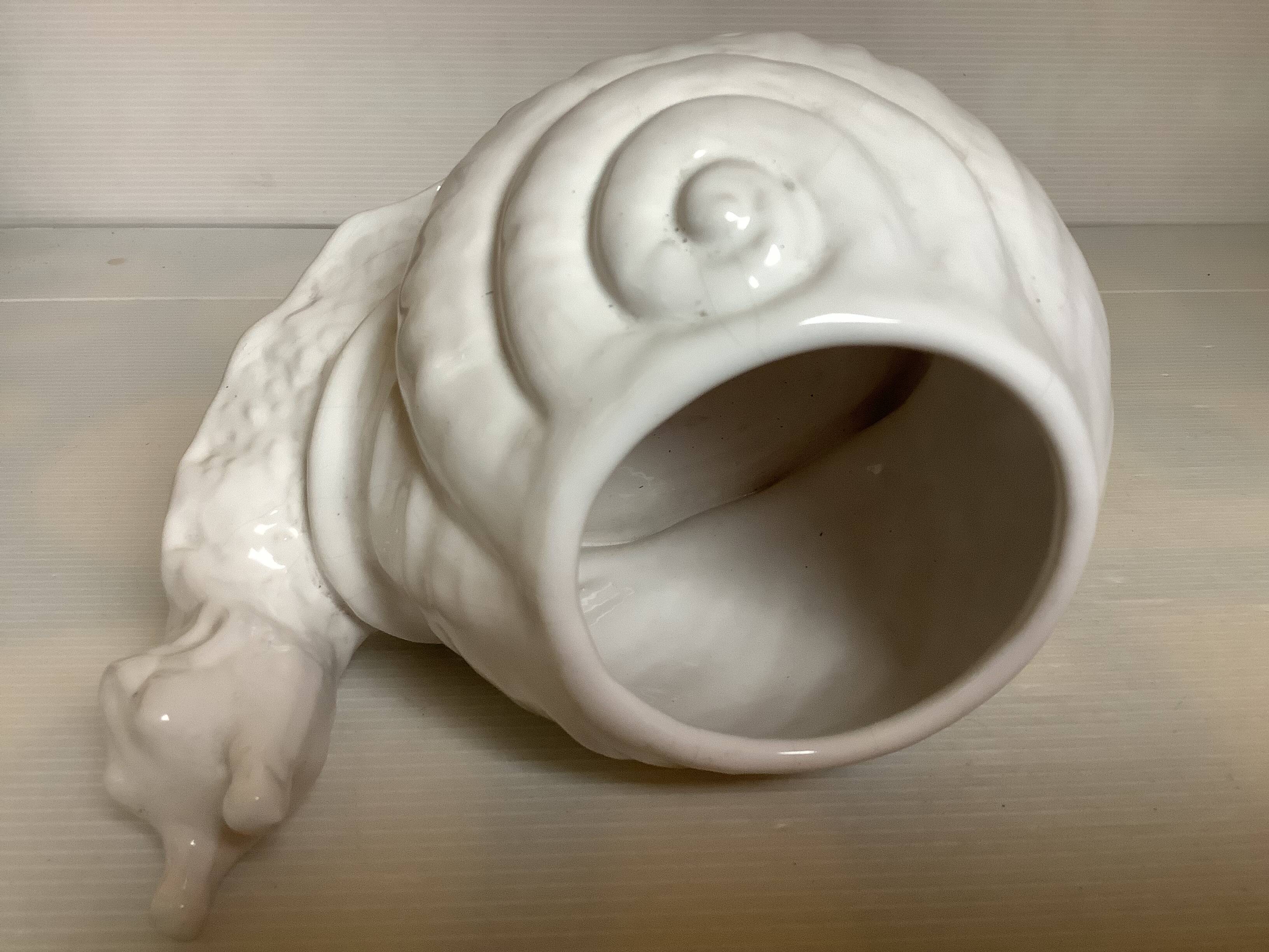 Snail-shaped pot vase Bellini Italy zoomorphic