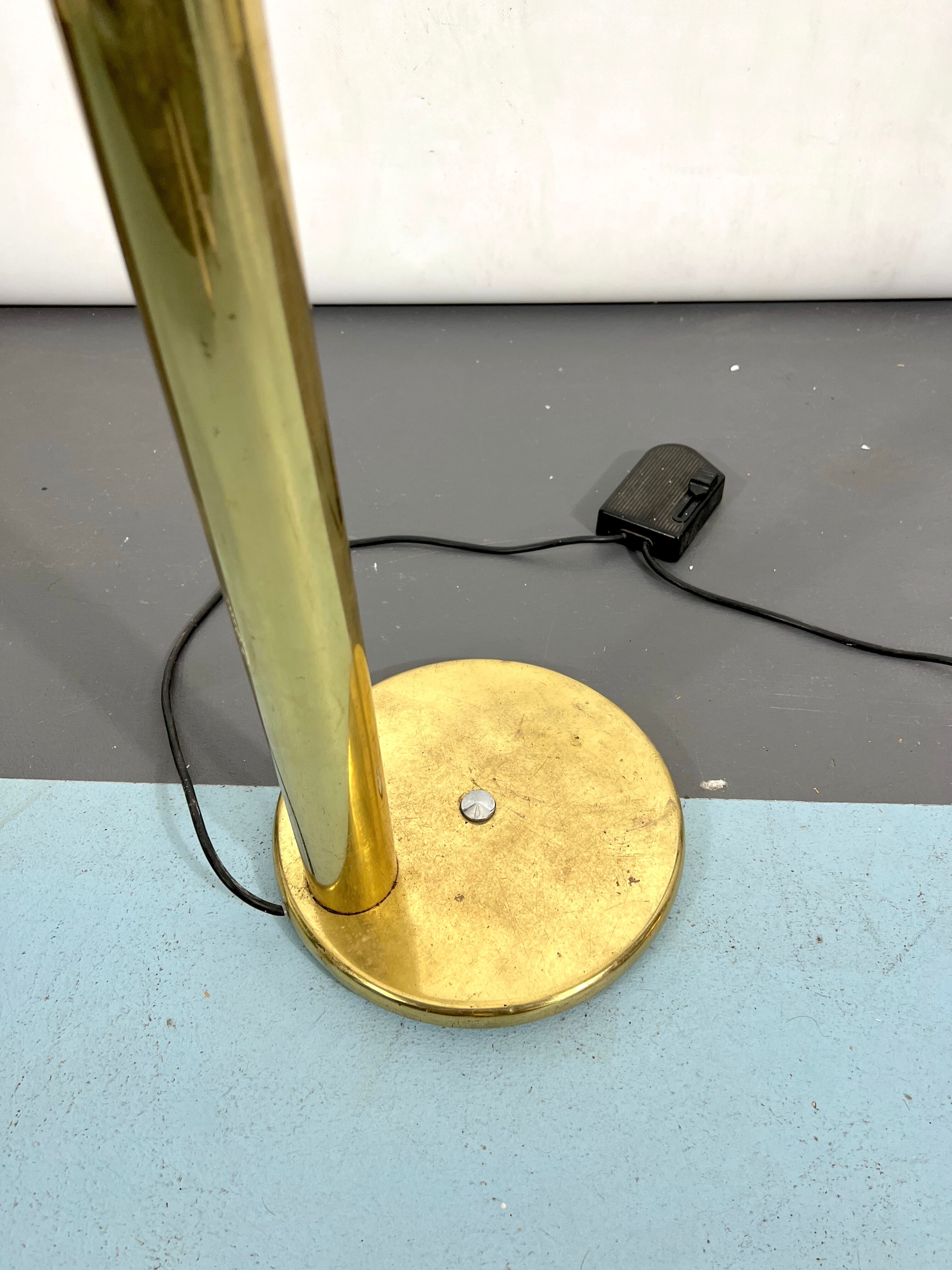 Vintage brass tube floor lam,  Italy 1970