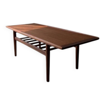 Grete Jalk teak coffee table Glostrup Møbelfabrik 1960s