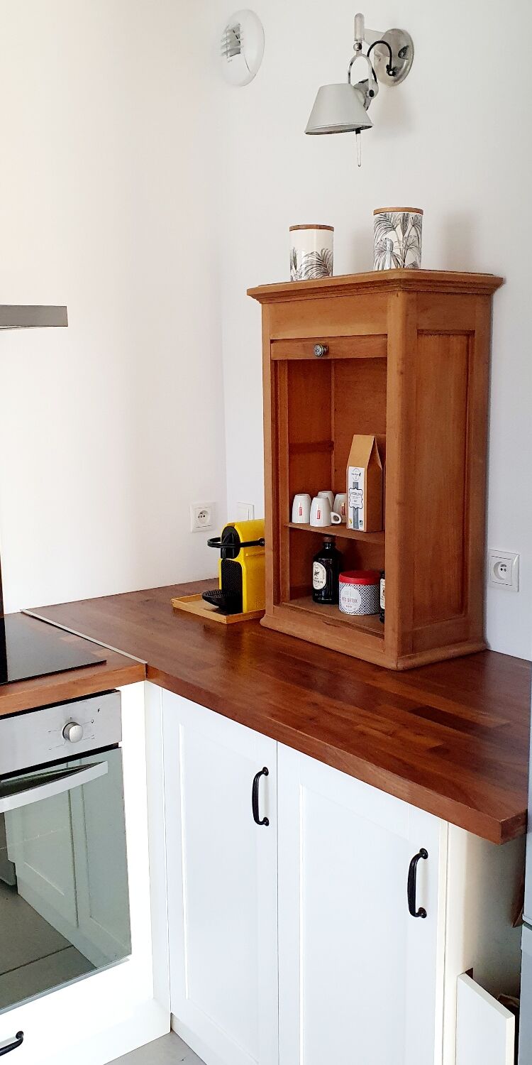 Wooden curtain cabinet