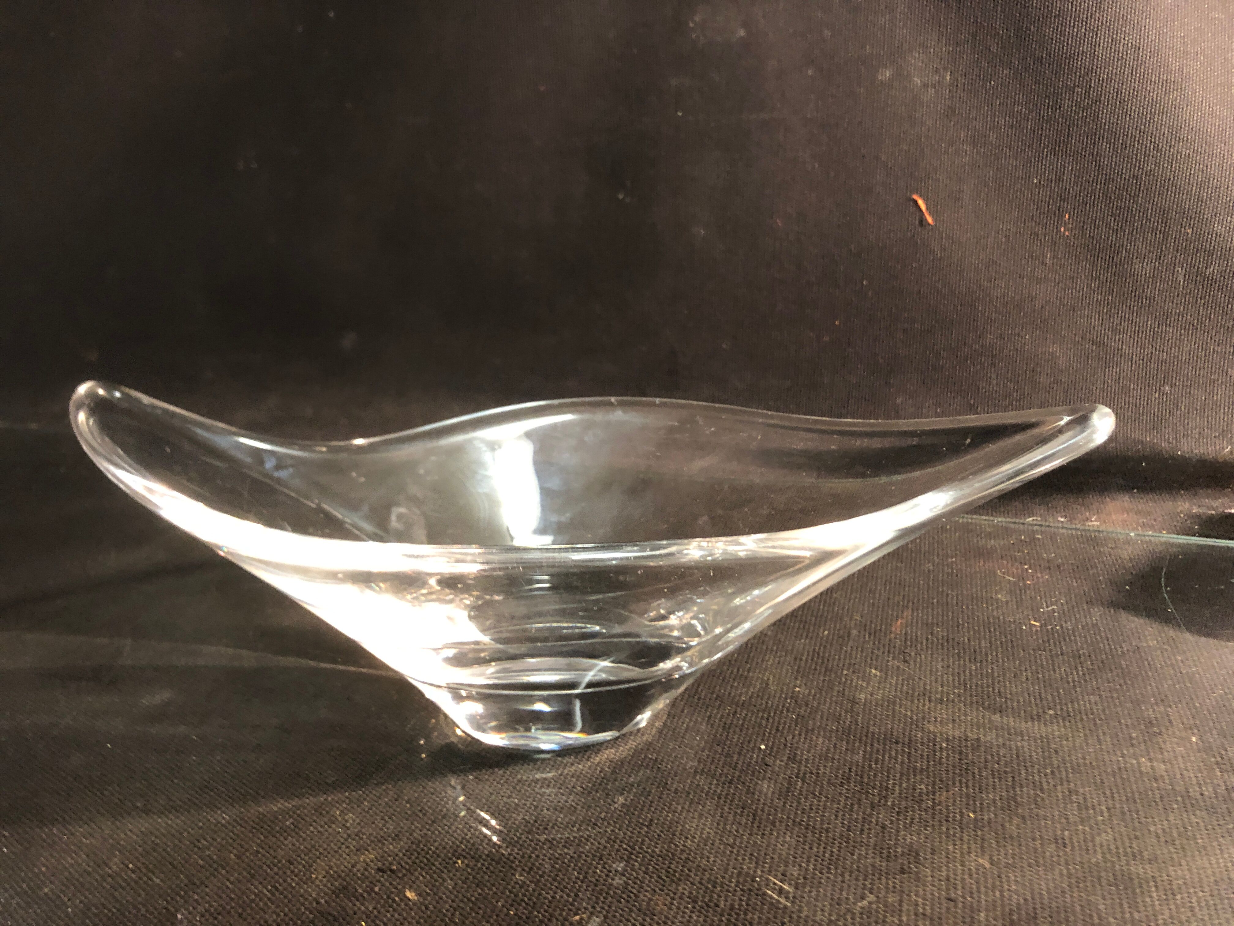Crystal cup Daum free form signed empty fruit cup pocket