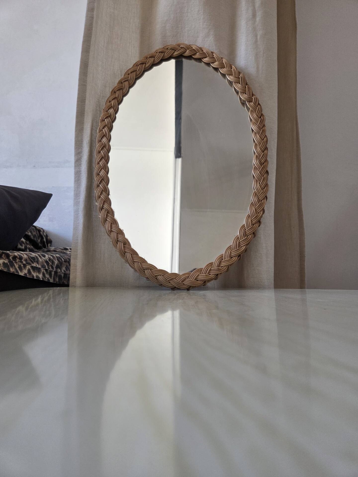 Rattan mirror from the 60s/70s.