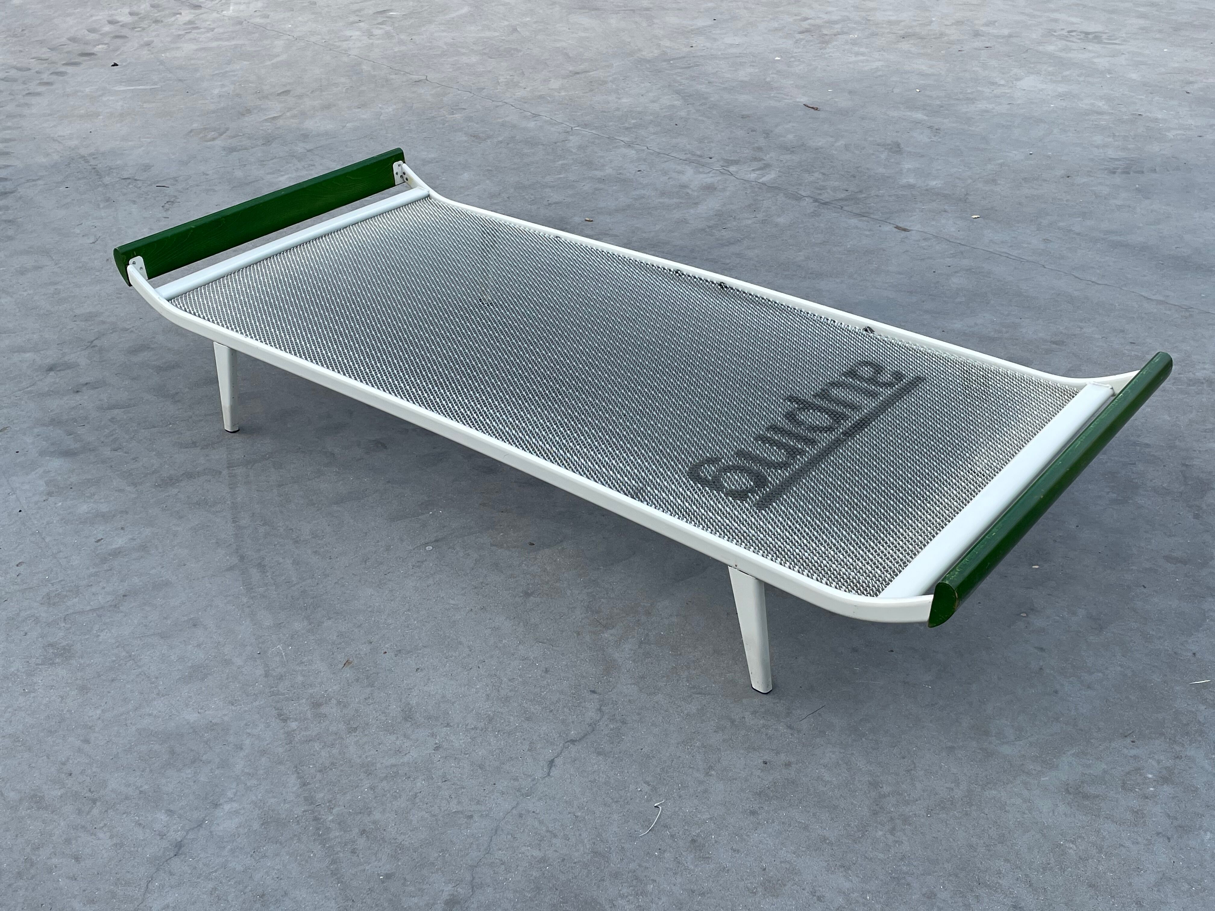 Vintage daybed Auping Cleopatra design by Dick Cordemeyer