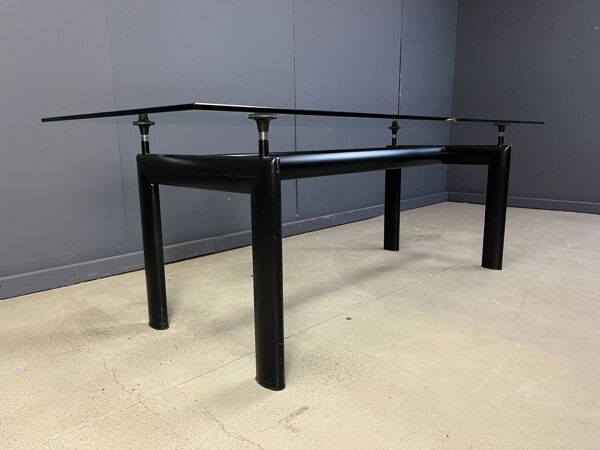 Table à manger vintage LC6 de Le Corbusier pour Cassina, années 1990.