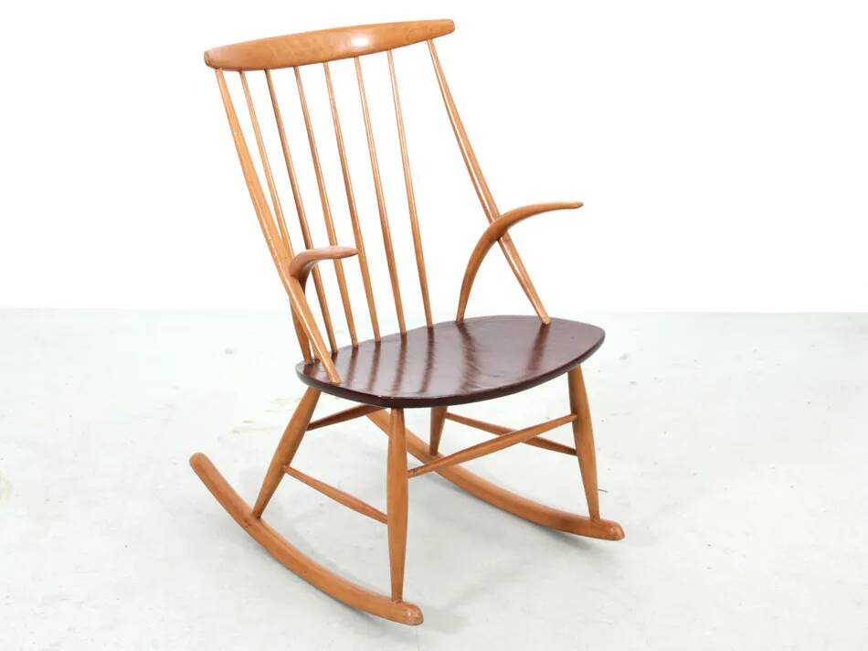 Scandinavian rocking chair by Illum Wikkelso model IW3