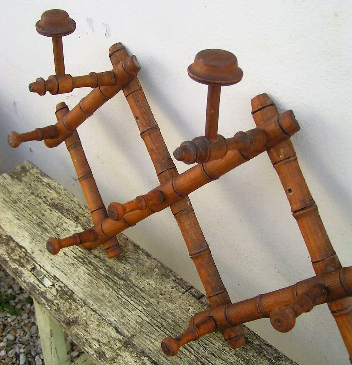 Bamboo accordion coat reck