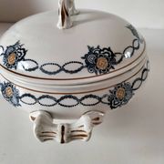 Antique Saint-Amandinoise tureen, blue and ochre decoration 6523, 1900-1920