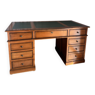 Minister Louis-Philippe's desk in solid cherry wood and leather.