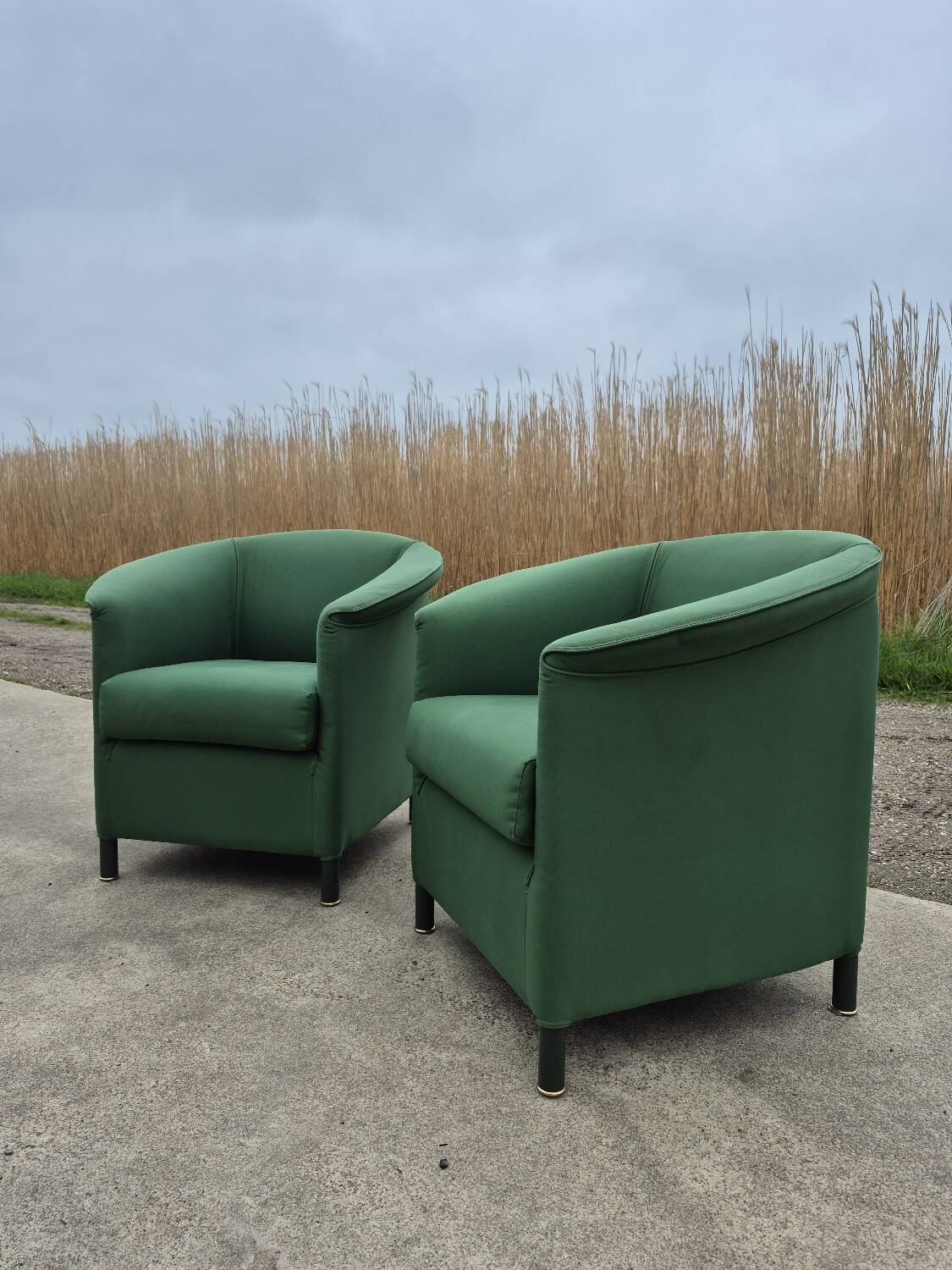 Set 2 vintage green Aura chair Paolo Piva Wittmann