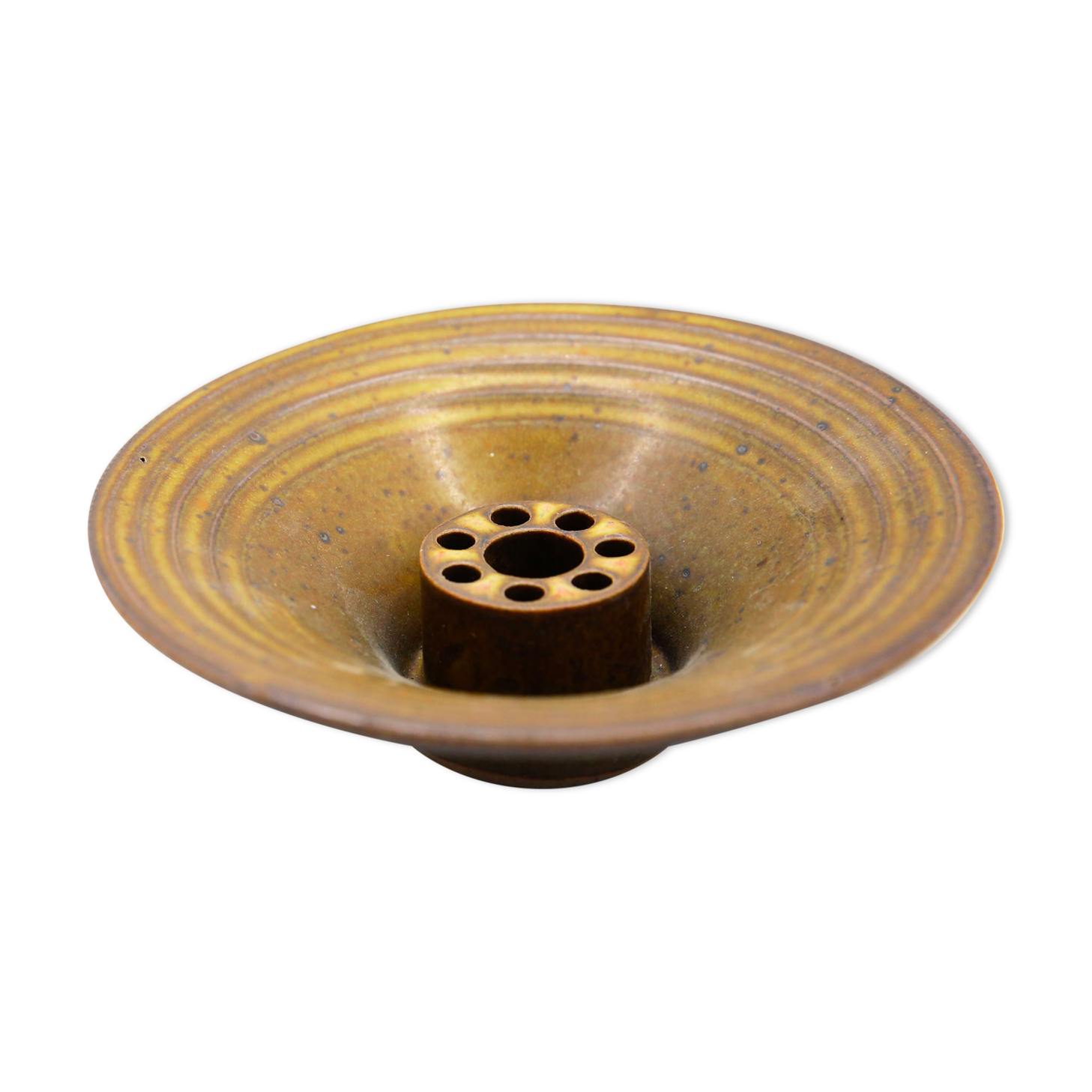 Ikebana picnic cup in Taizé sandstone by Daniel Montmollin