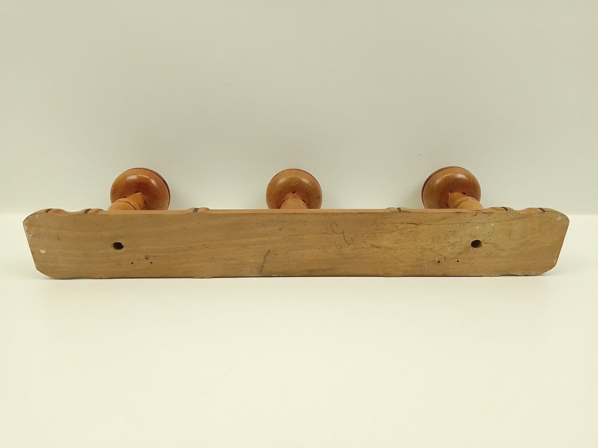 Hook 3 wooden hooks 35 cm