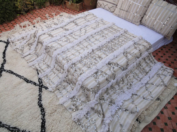 Beige Handira 262 x 152 cm