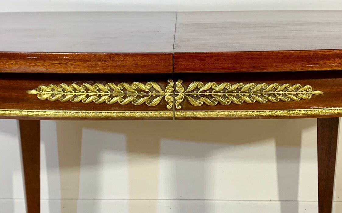 Oval mahogany table Empire style
