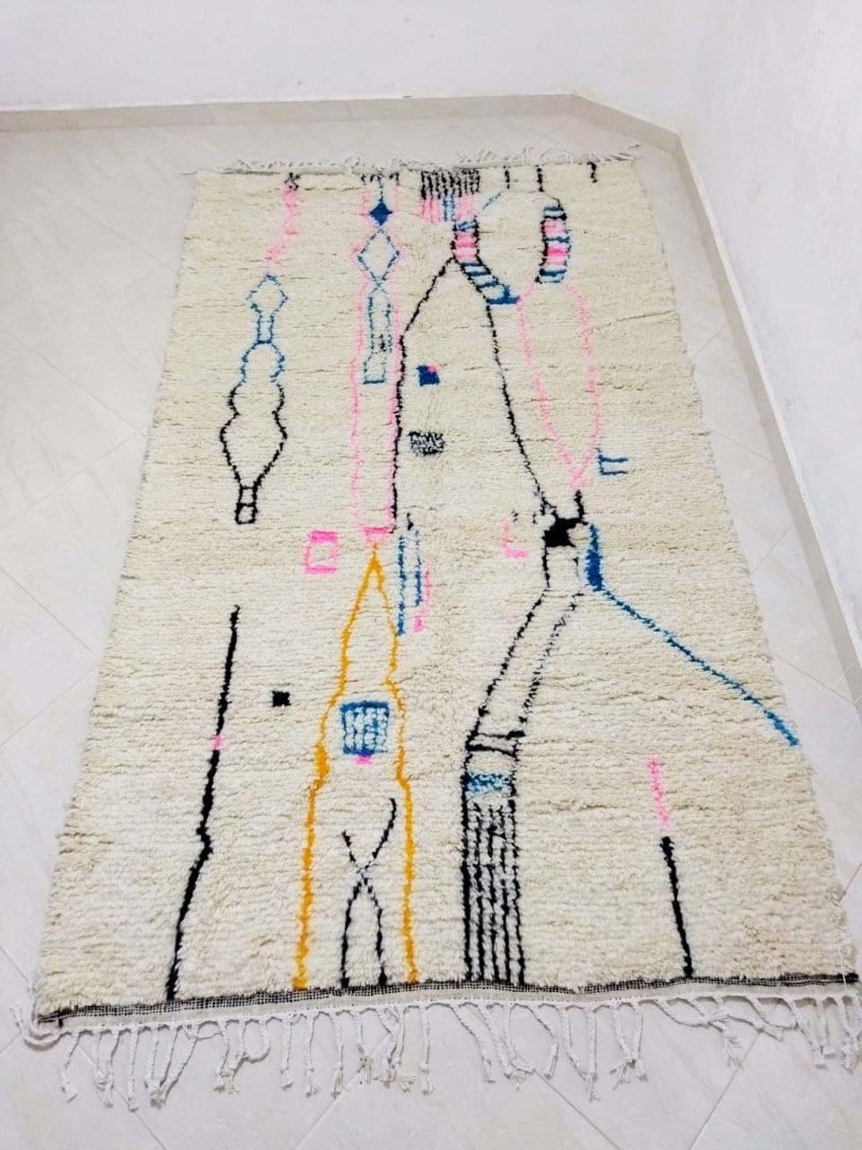 Moroccan berber carpet 255x152cm