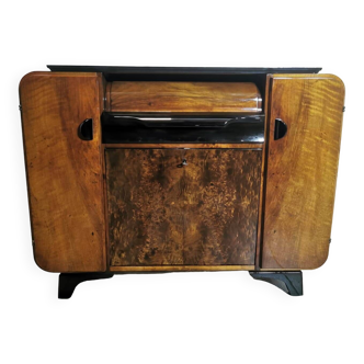 Armoire Gramophone par Jindrich Halabala