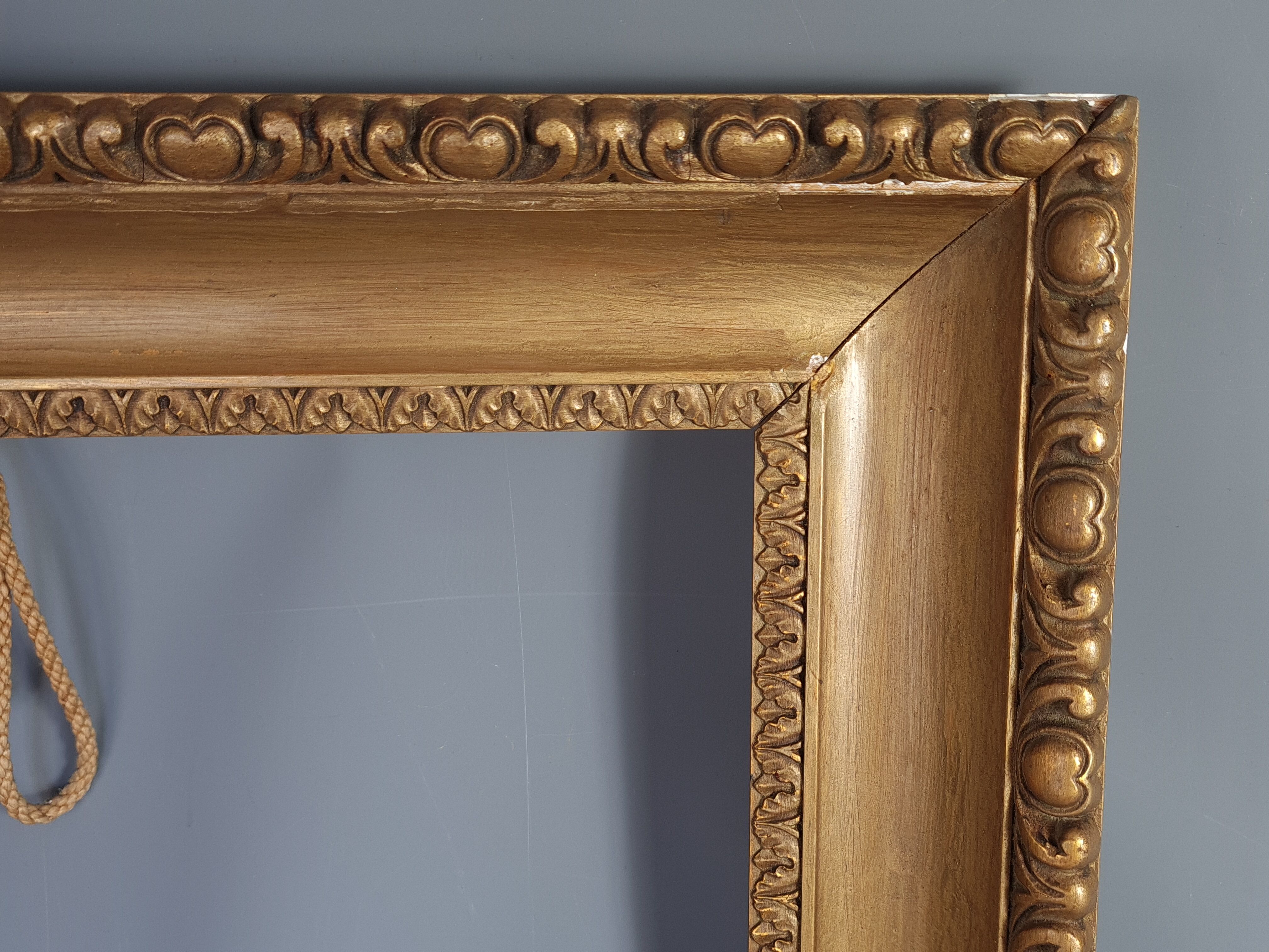 Old frame stucco wood & gilded 40.5x35.5 cm, leaf 28.2x22.9 cm sb