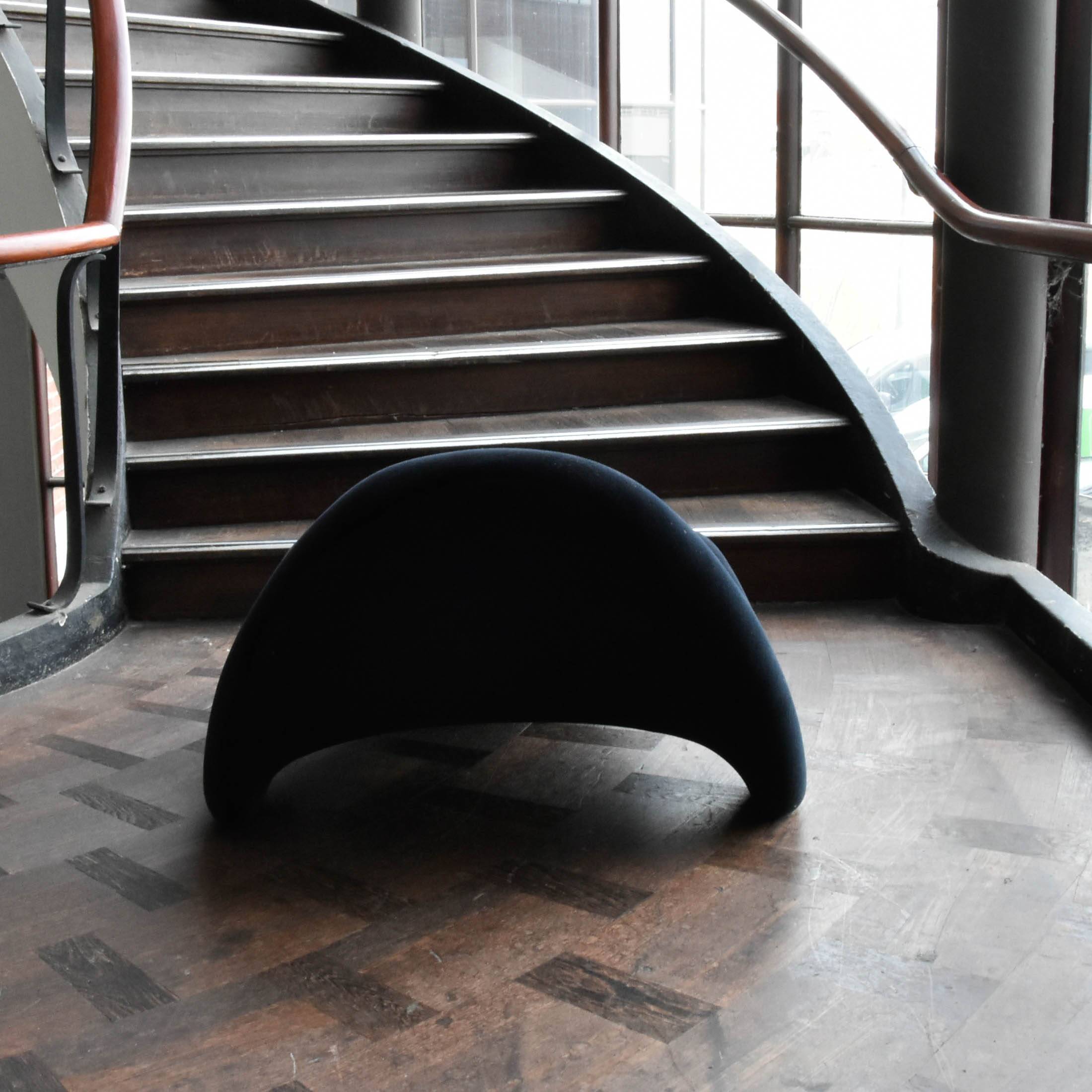 Artifort Tongue Chair