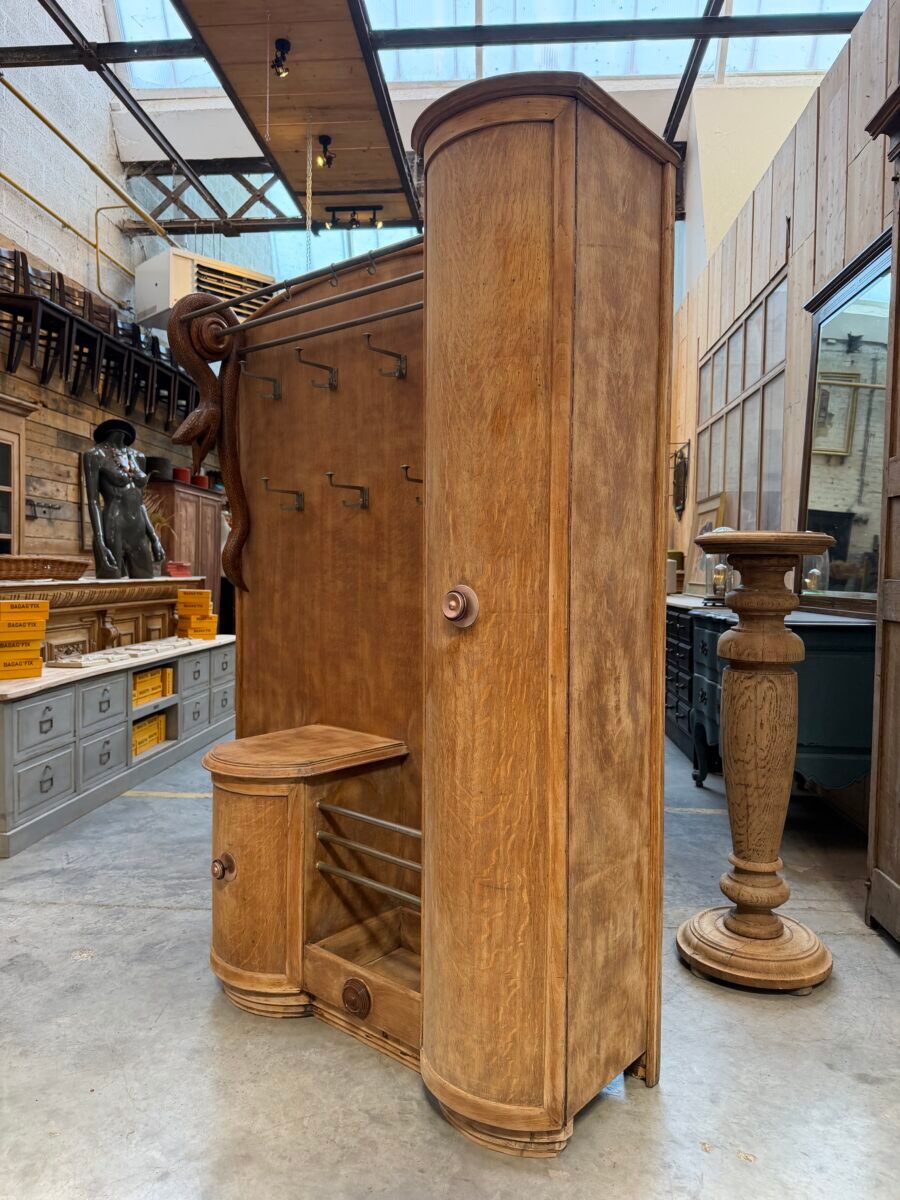 Art Deco entrance hall wardrobe