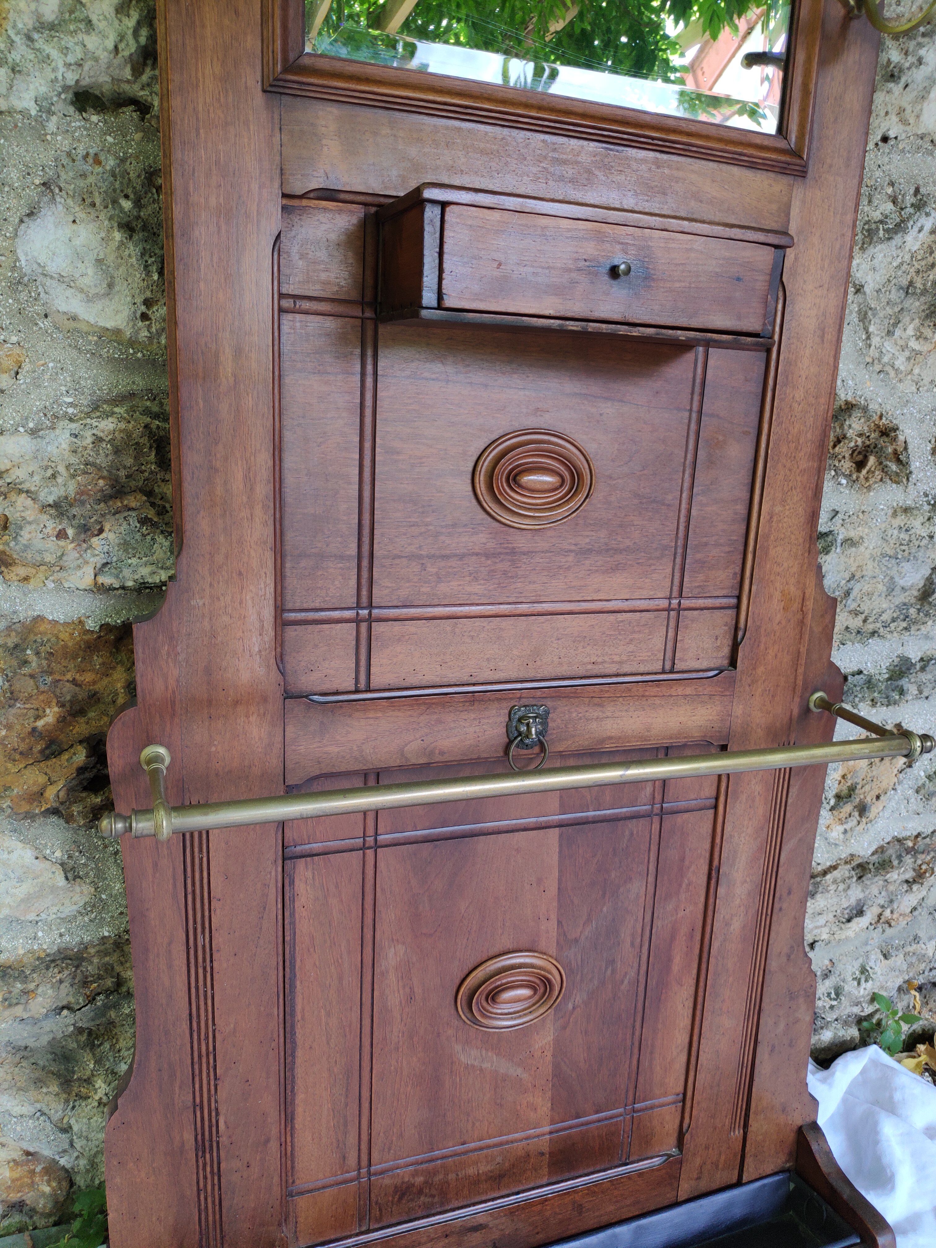 Vintage wardrobe door canna