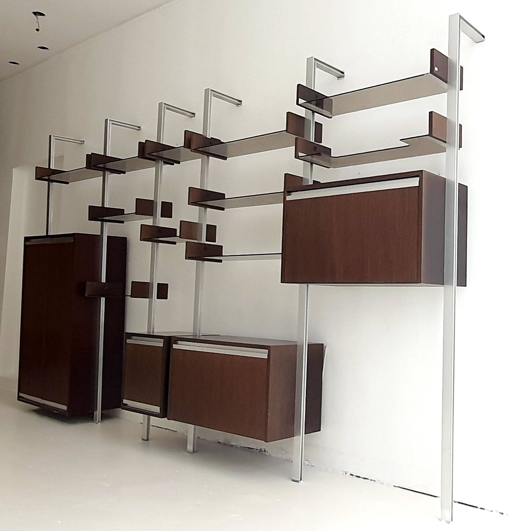 Living room furniture / Modular suspended bookcase by Michel Ducaroy for Ligne Roset Vintage 1970