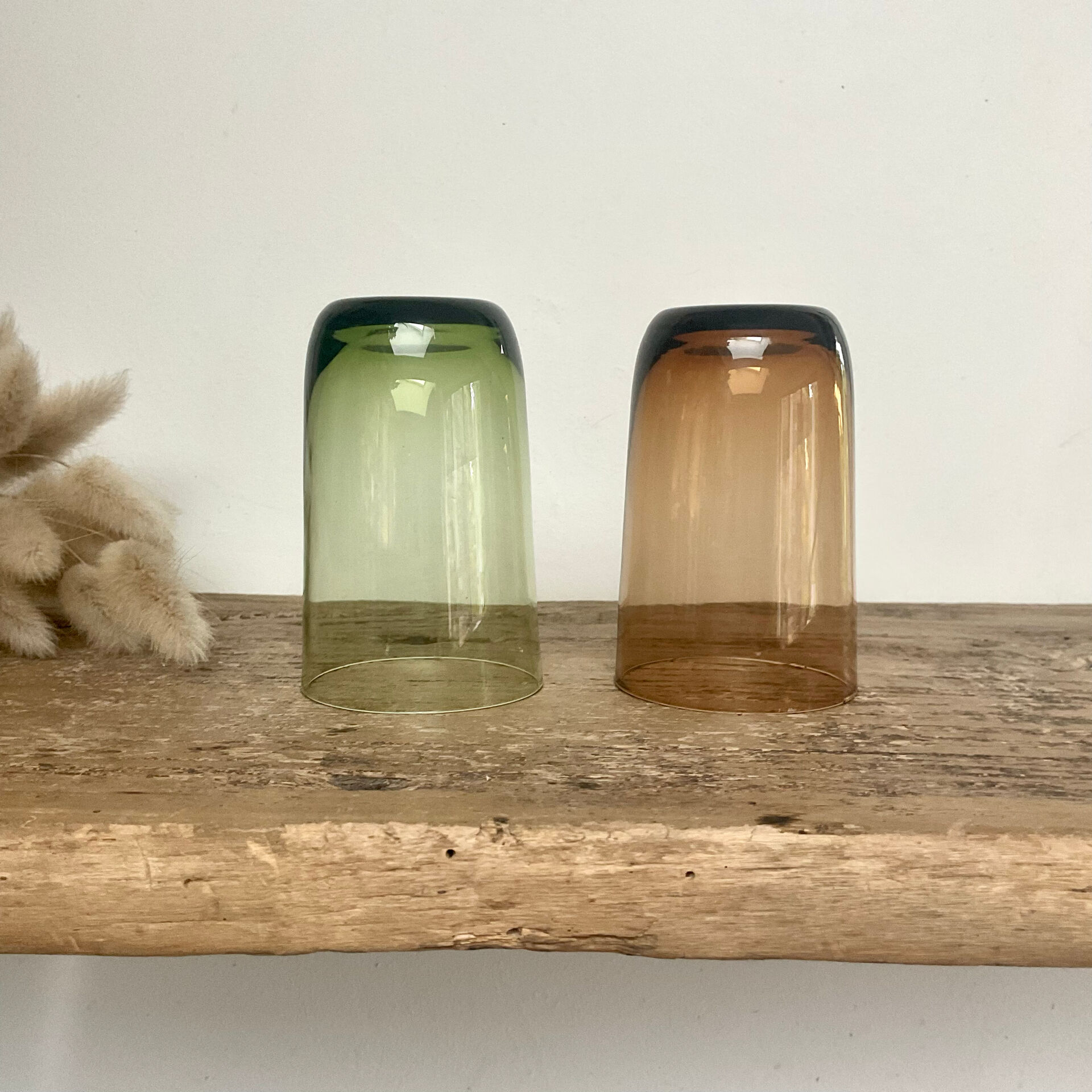 6 vintage coloured glasses
