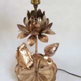 Hollywood Regency-style "lotus flower" lamp foot