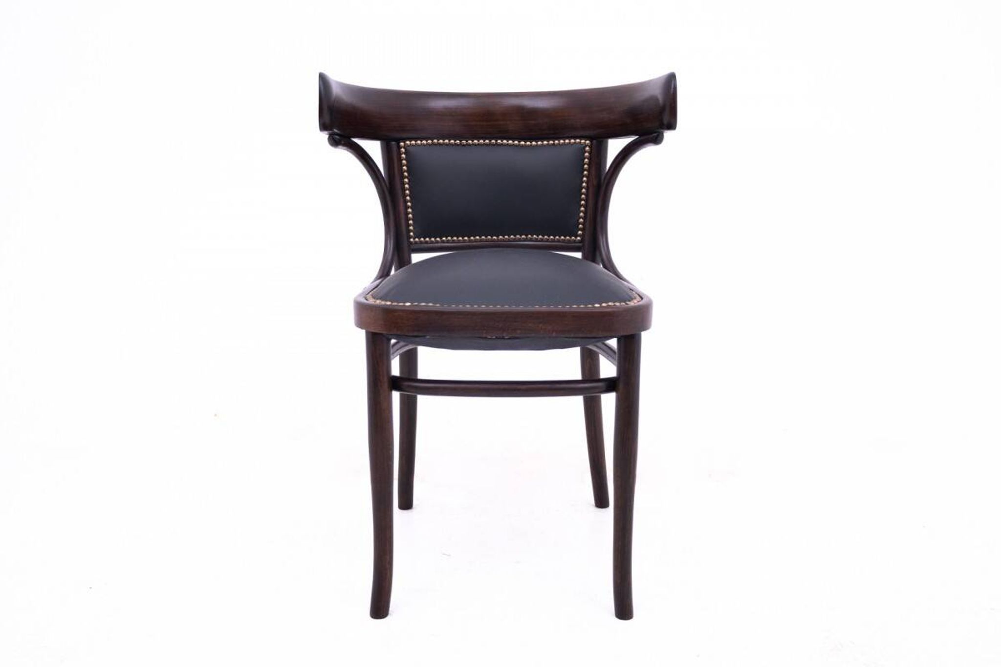 Thonet furniture set, Western Europe, late 19th century. After renovation.