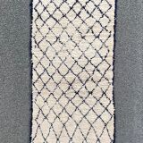 Carpet berbere beni ouarain vintage 110x235 cm