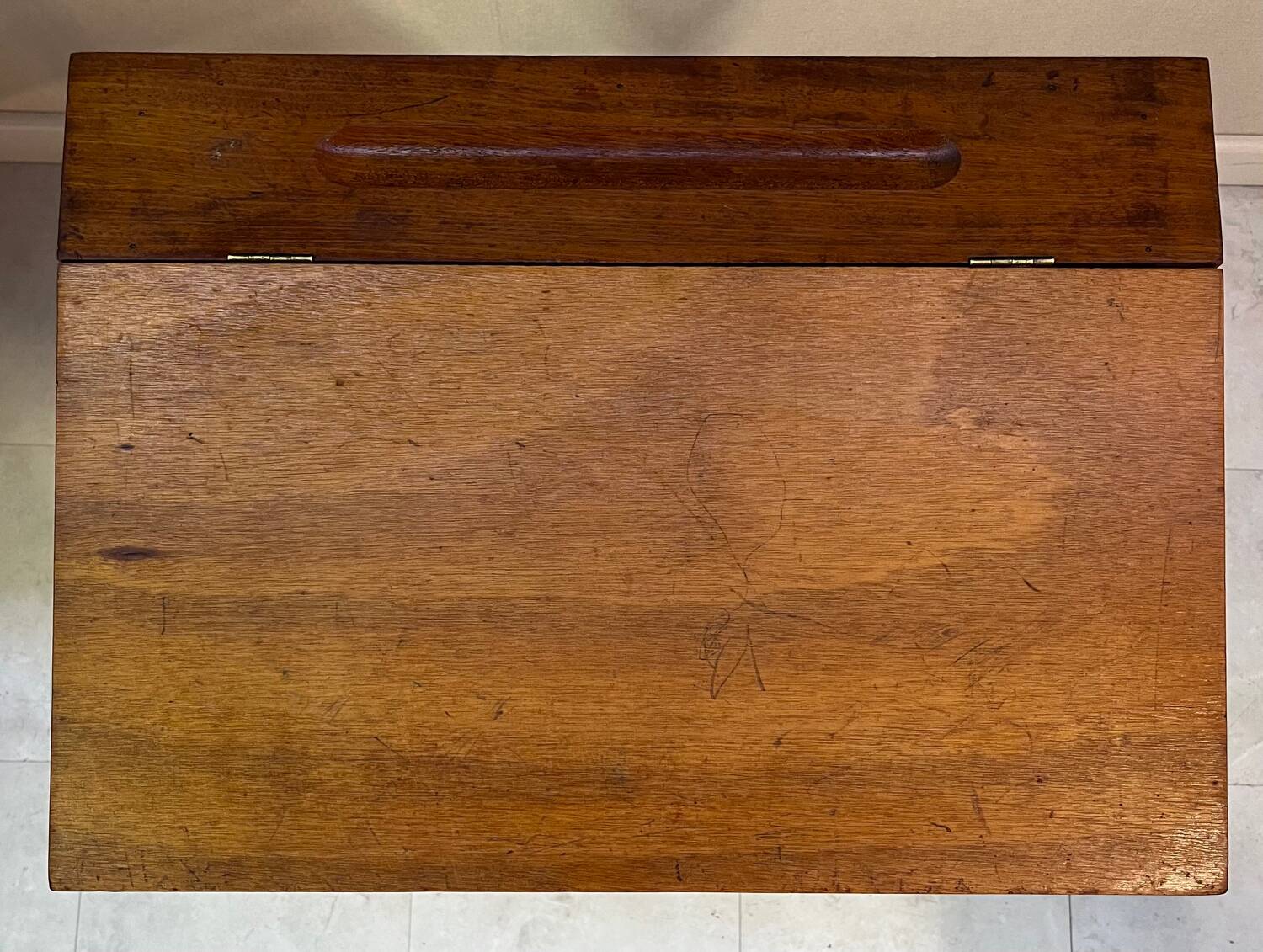 Folding wood and metal school desk