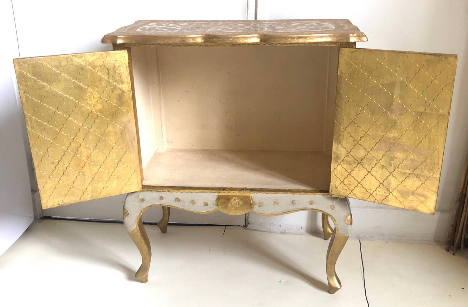 Florentine Buffet Golden Wood