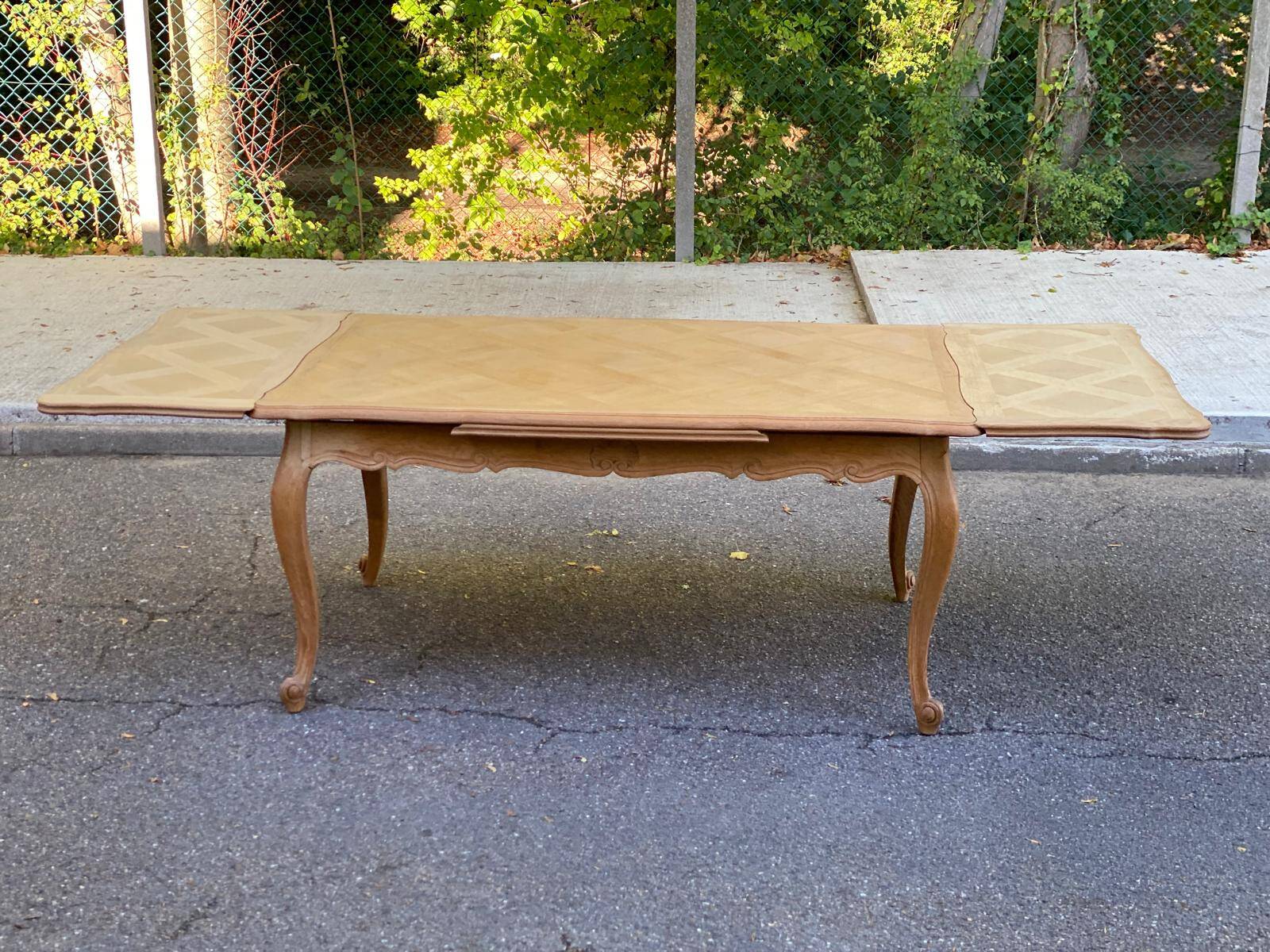 Large Louis XV dining table stripped in solid oak 1960 260cm