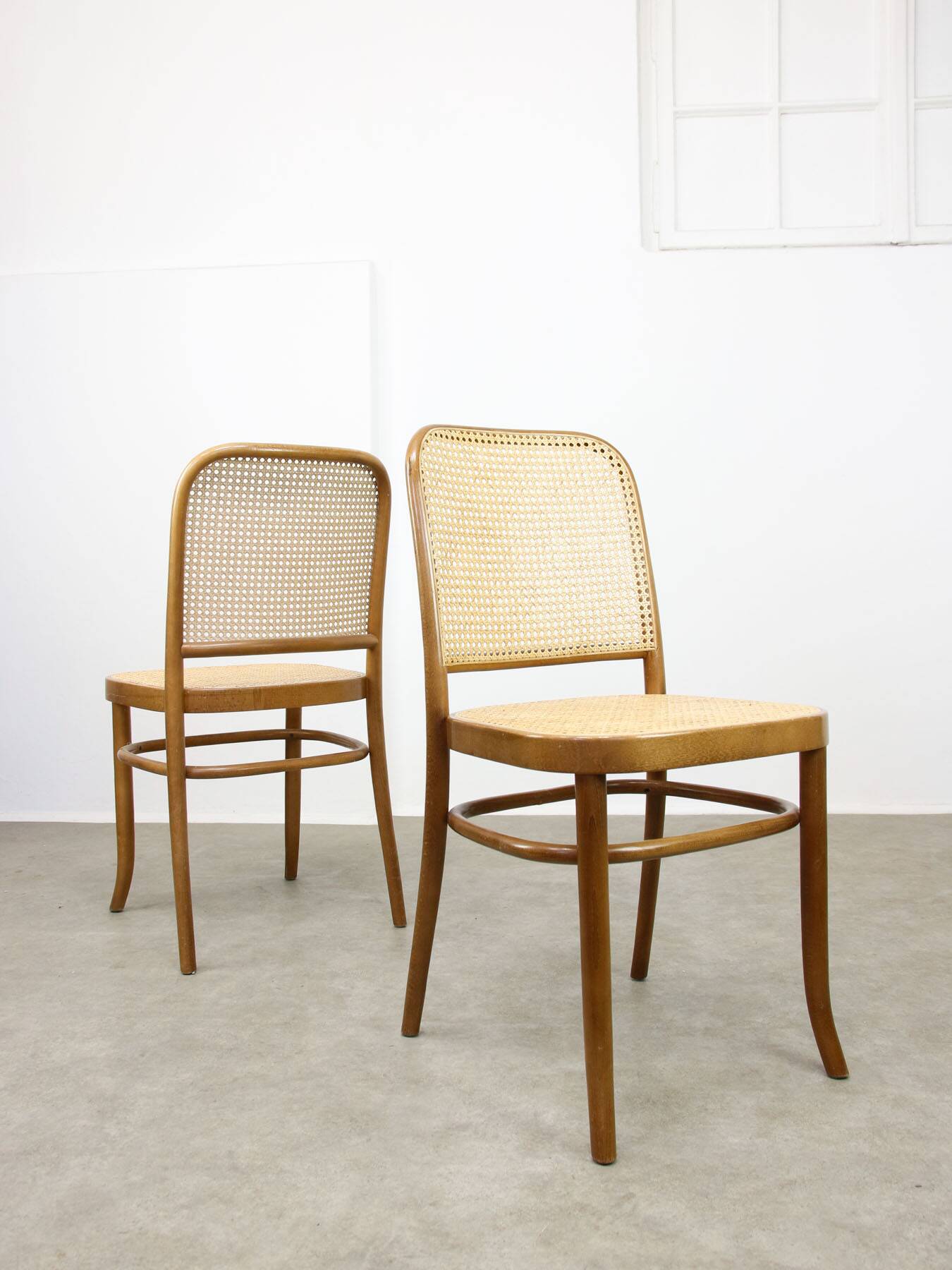 Chaises en bois cintré Non. 811 par Michael Thonet, ensemble de 2