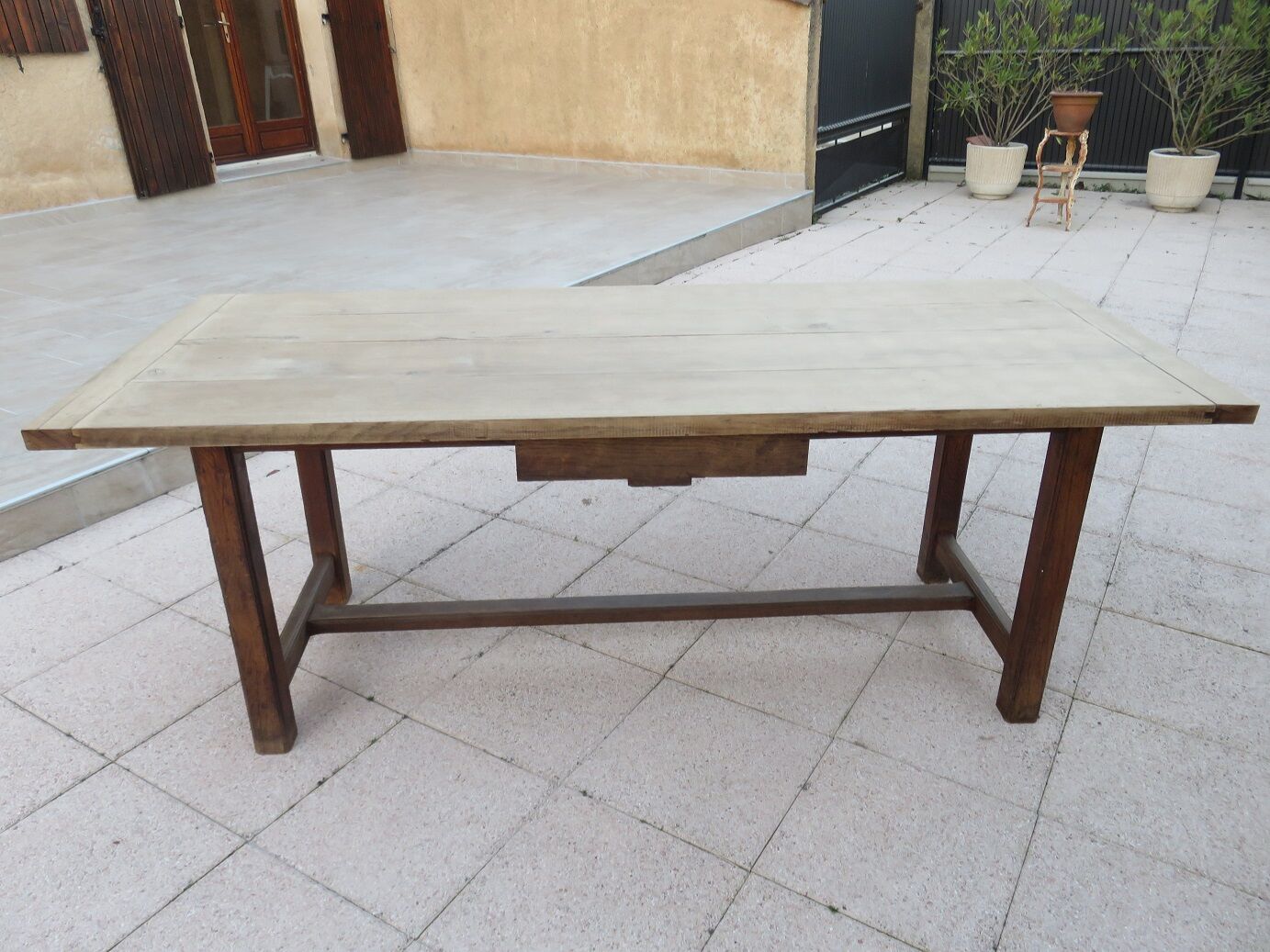 Oak farm table