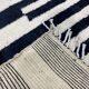 Off-white Moroccan rug with geometric patterns, 250cm x 150cm