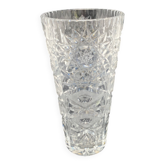 Chiseled transparent glass vase
