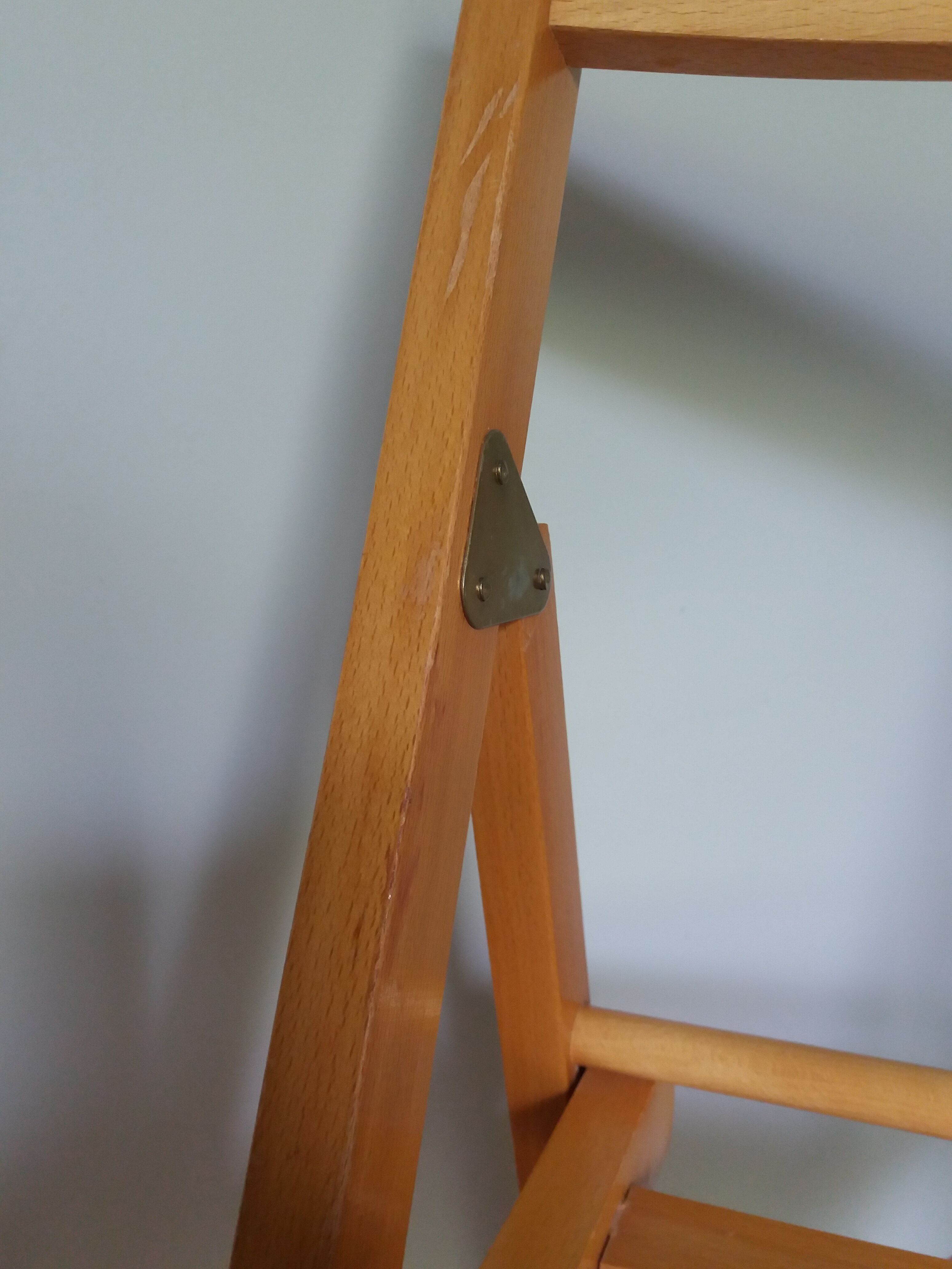 Wooden folding chair