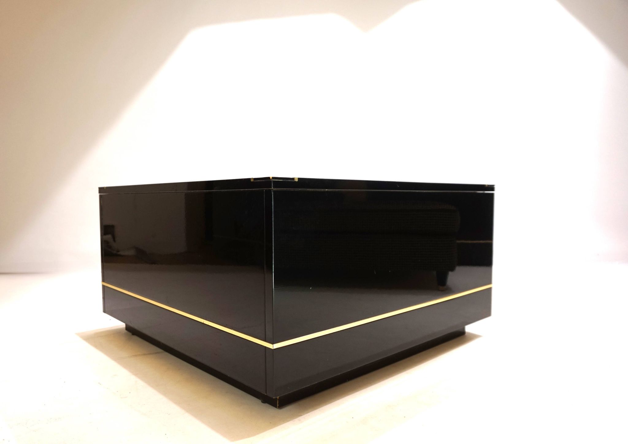 Table basse Roche Bobois attribuée à Pierre Cardin, 1970