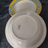 Suite of dishes from Sareguemines