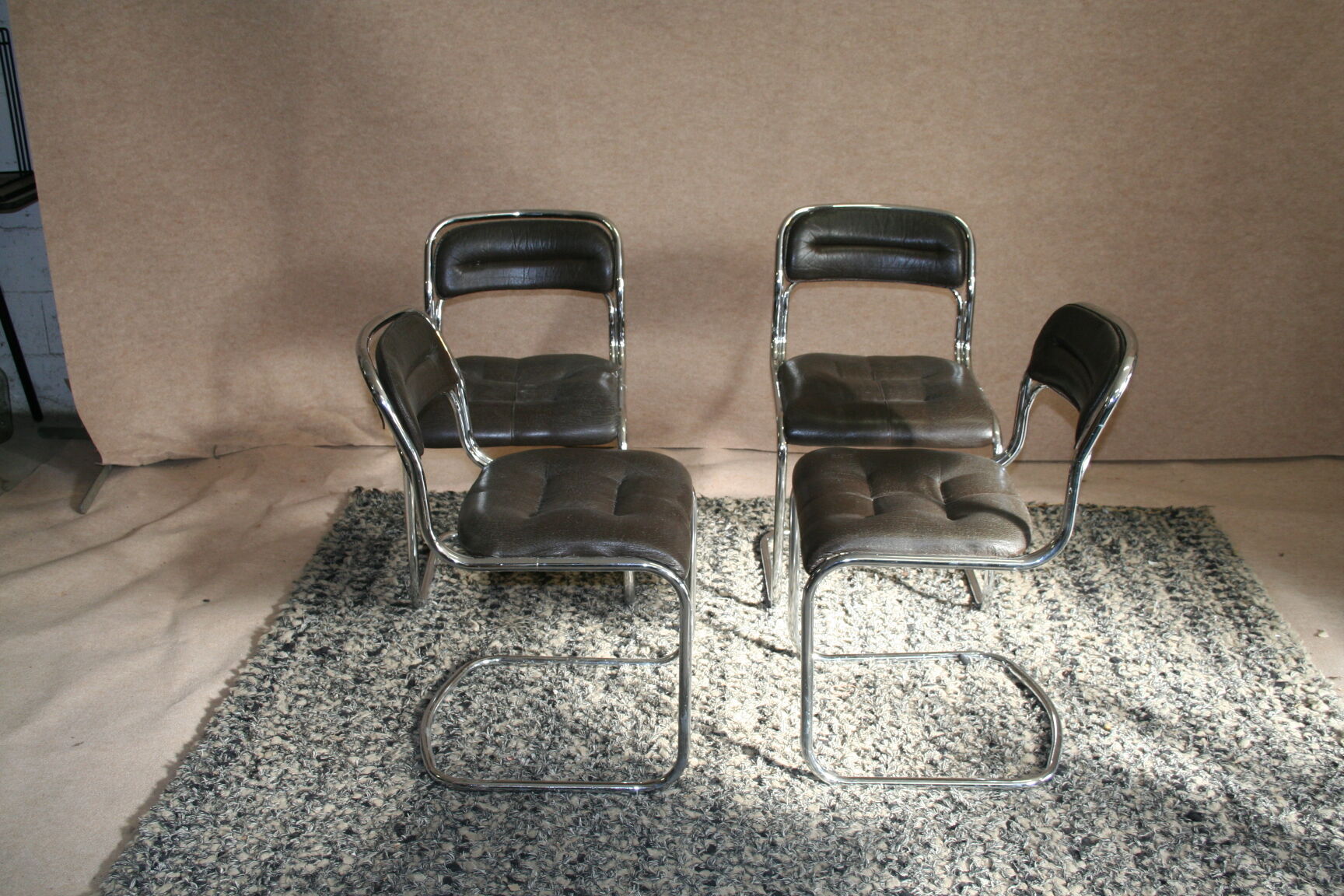 Lot de 4 chaises vintage