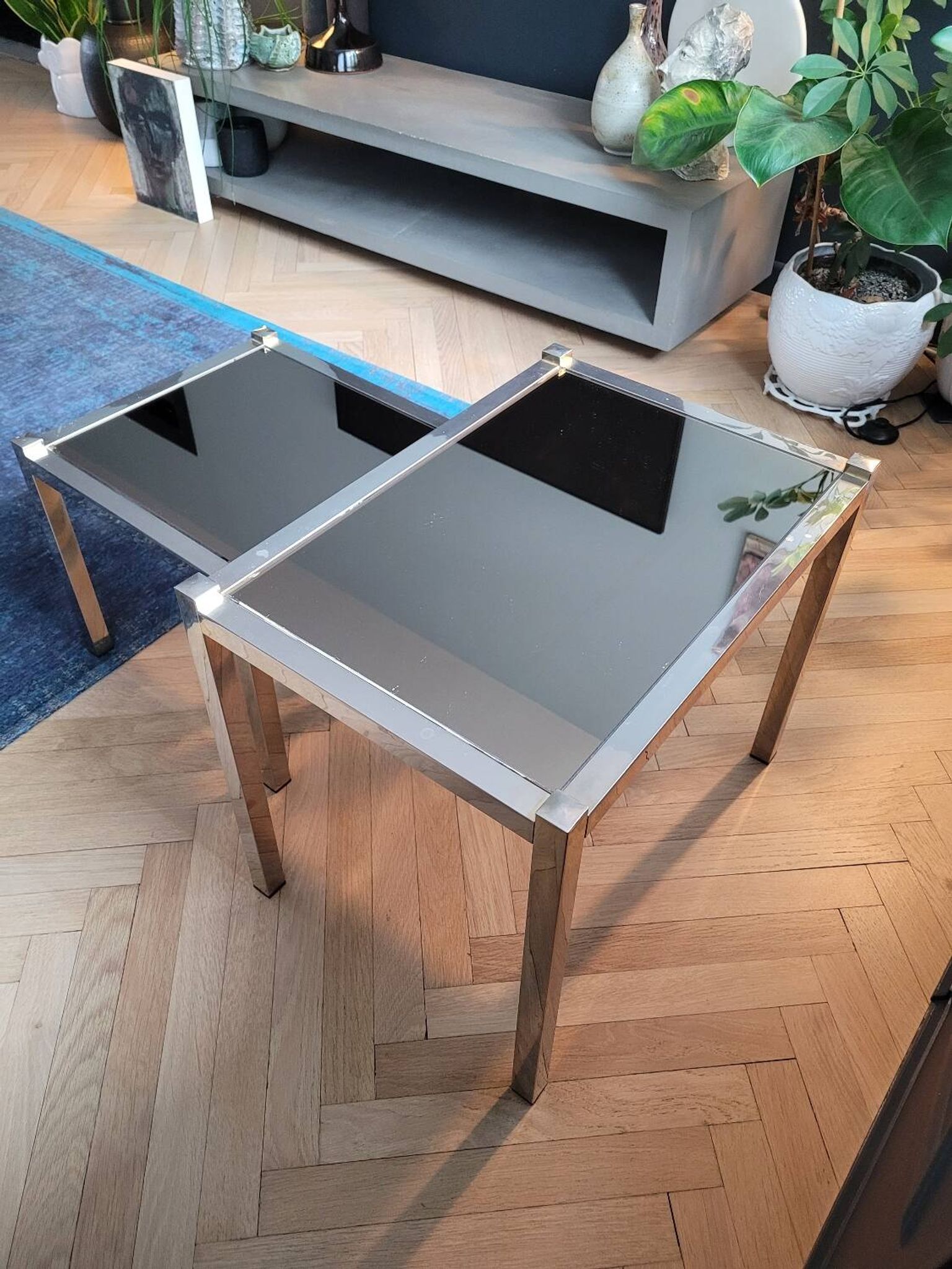 Nesting tables in gold/chrome metal and amber mirror
