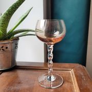 Verre à pied torsadé en cristal