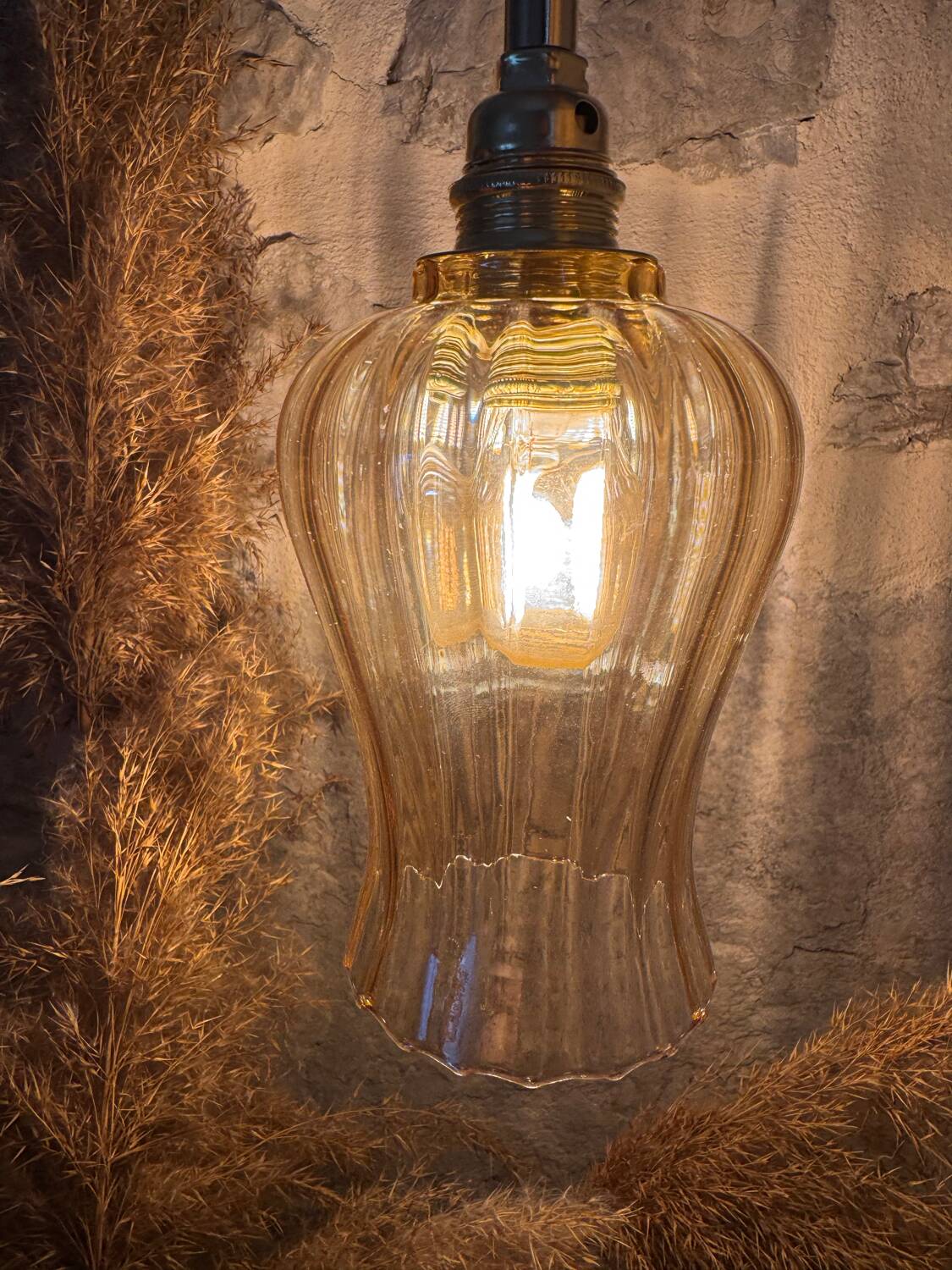 Vintage portable lamp
