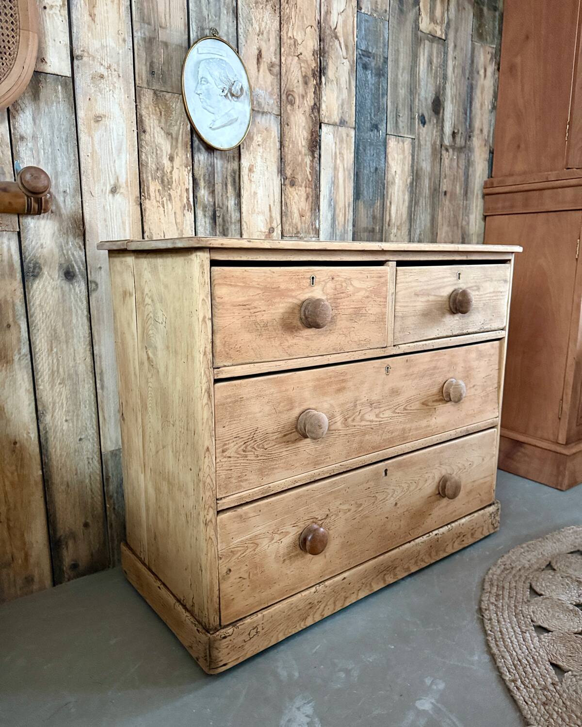 Antique English chest of drawers (renovated)