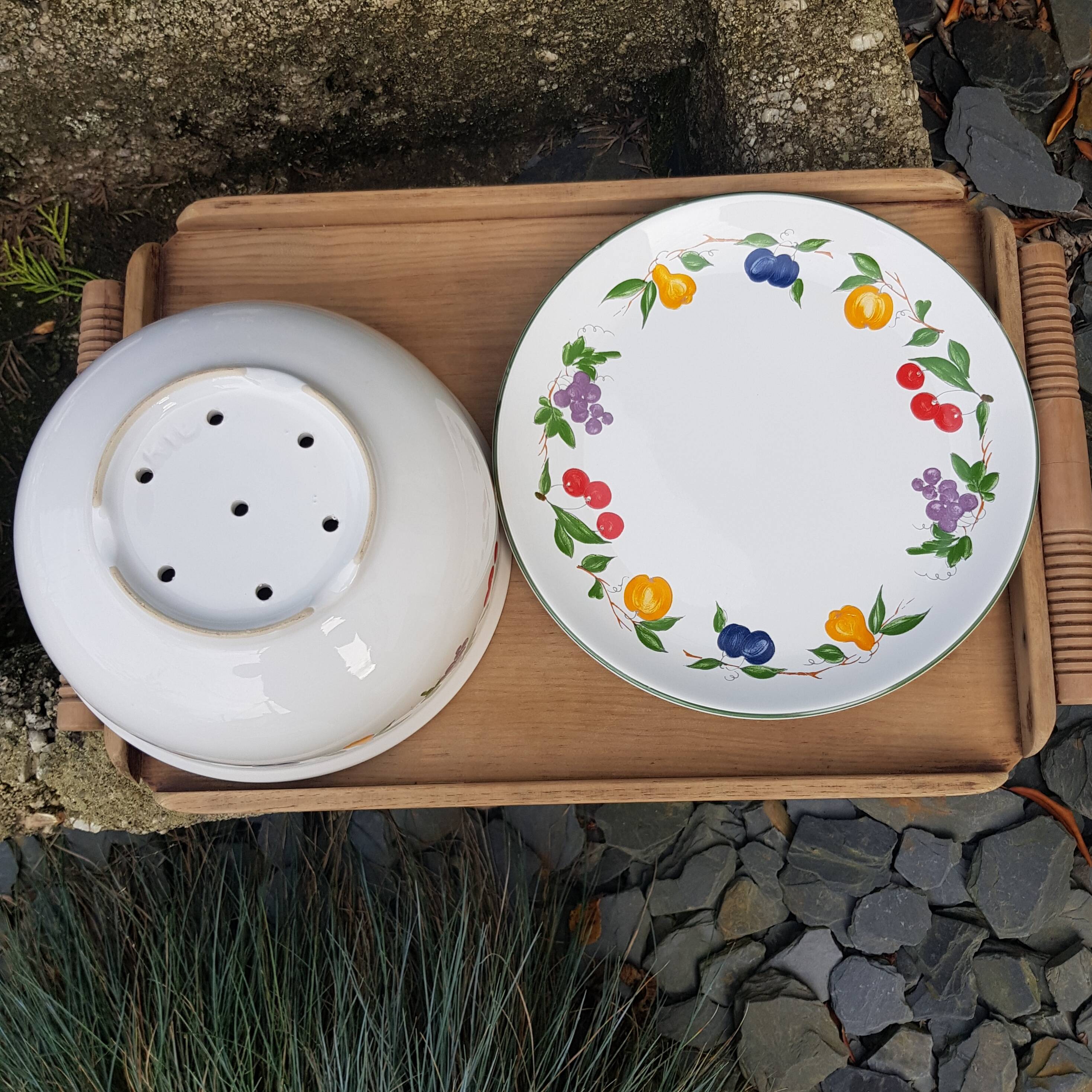 Matous fruit drainer