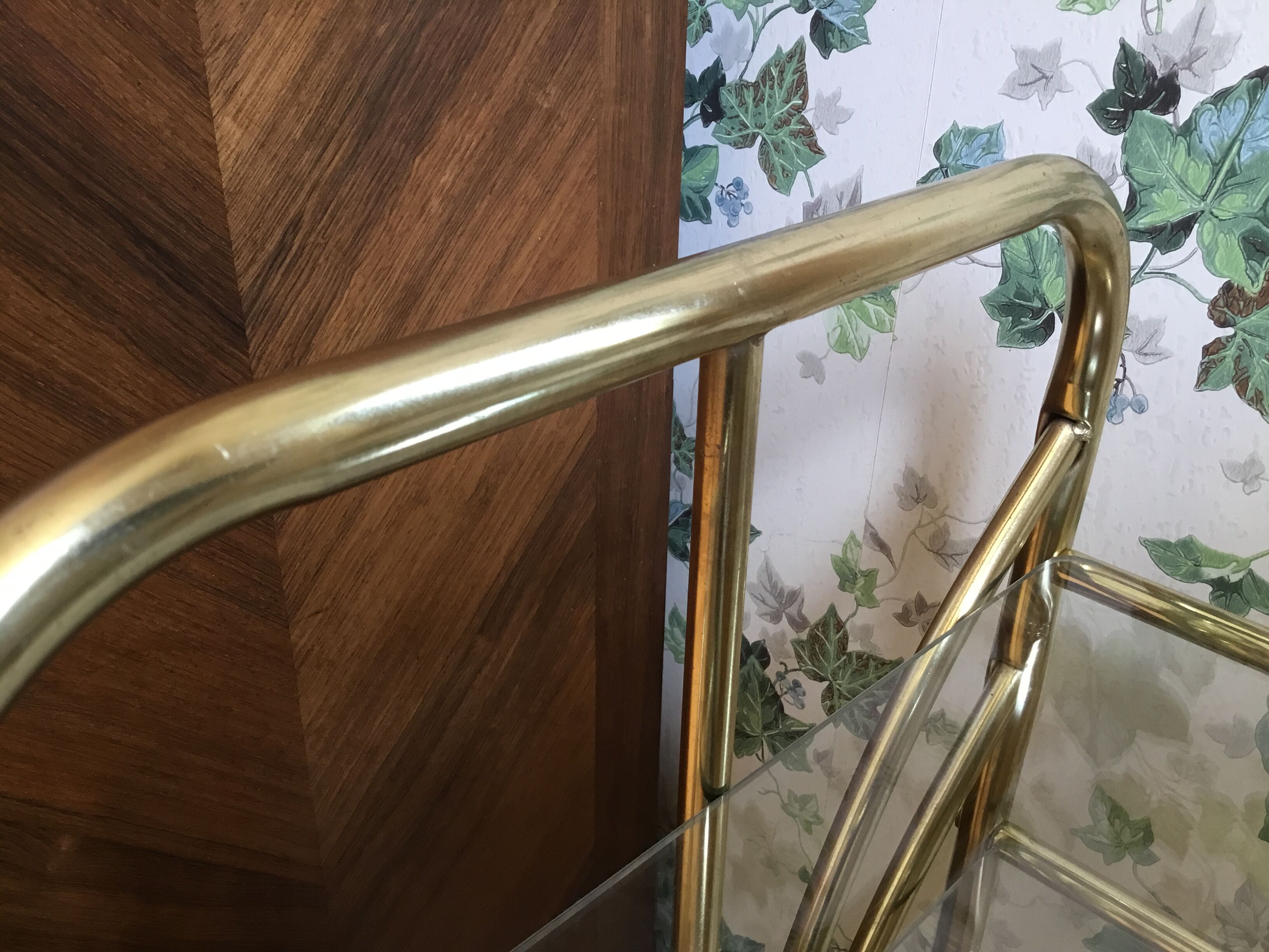 Hairdresser gold metal