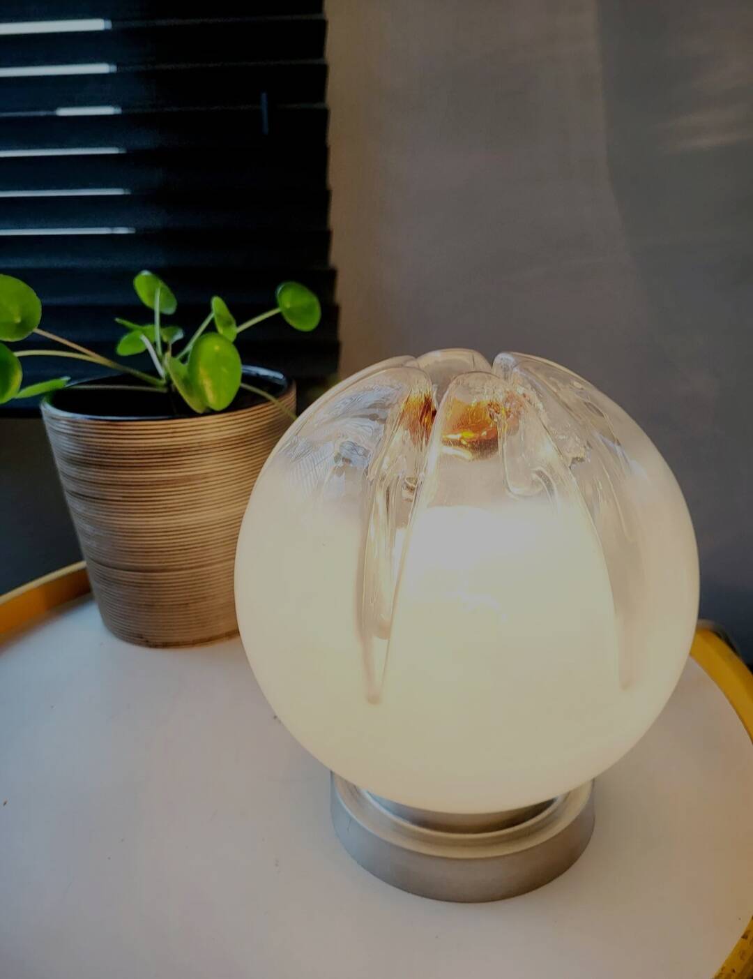 Vintage Murano table lamp with Mazzega lamp in glaze and silvered glass.