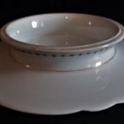Porcelain entremet dish of Paris old Paris green décor XIXth