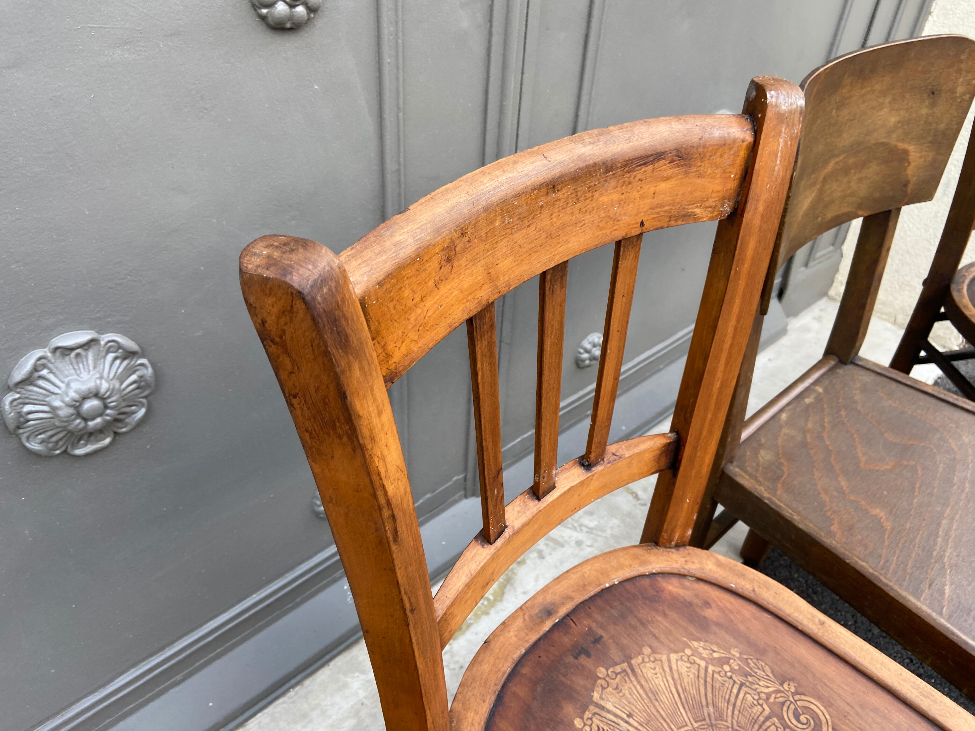 Lot of 4 mismatched bistro chairs