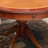 Circular table in light mahogany and leather base claw English style