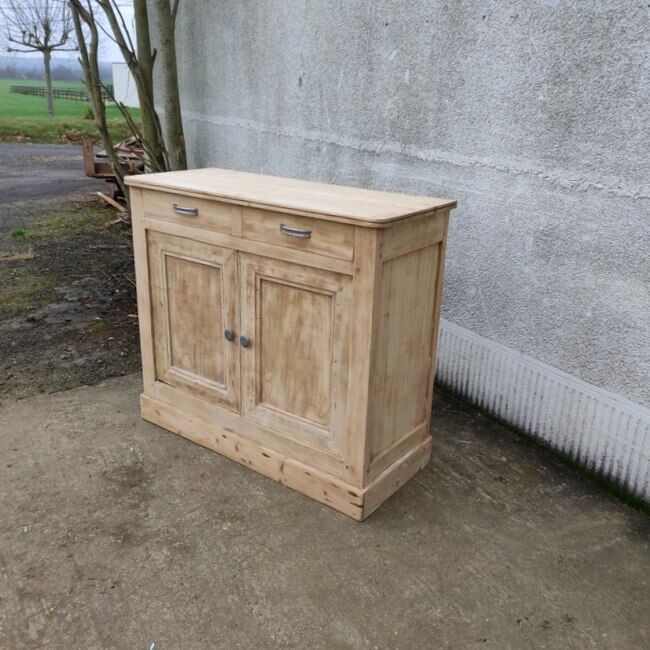Parisian buffet in natural wood